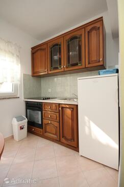 Апартаменти з паркуванням Повляна - Povljana, Паг - Pag - 6297