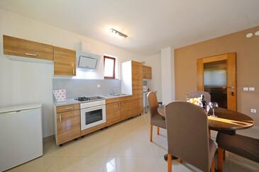 Ferienwohnungen am Meer Pridraga - Cuskijas, Novigrad - 6306