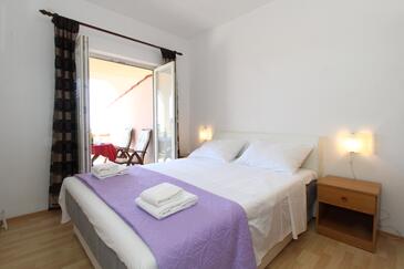 Appartements et chambres avec parking Mandre, Pag - 6309