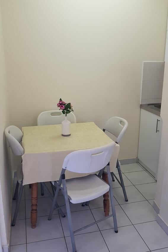 Kétszobás apartman Stara Novalja (Pag) (A-6319-d)