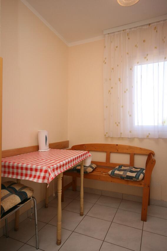 Egyszobás apartman Stara Novalja (Pag) (A-6319-f)