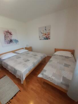 Apartmani uz more Kustići, Pag - 6320