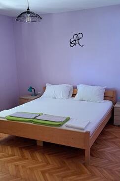 Apartmány s parkovištěm Pag - 6325