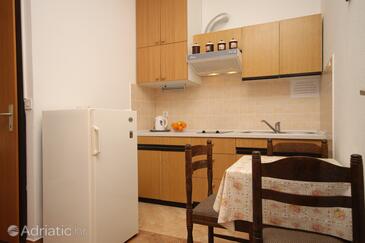 Apartmanok parkolóhellyel Pag - 6326