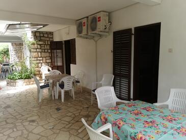 Appartement de deux chambres Pag (A-6329-b)