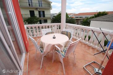 Apartments with parking space Vodice - 6331