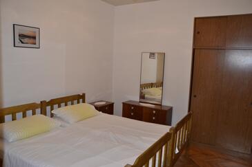 Apartments by the sea Kustići, Pag - 6335