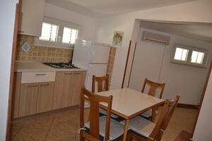 2-Zimmer-Ferienwohnung Kustici 2-Zimmer-Ferienwohnung Kustici, Pag (A-6335-c)