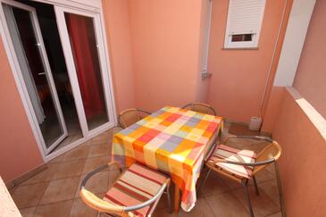 Three bedroom apartment Novalja, Pag (A-6341-c)
