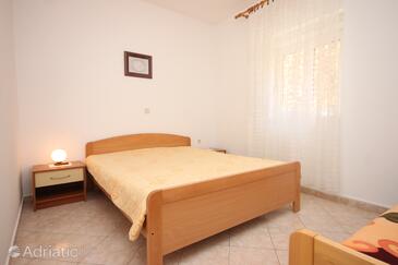 Apartments by the sea Kustići (Pag) - 6354