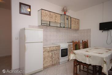 Apartments by the sea Kustići (Pag) - 6354