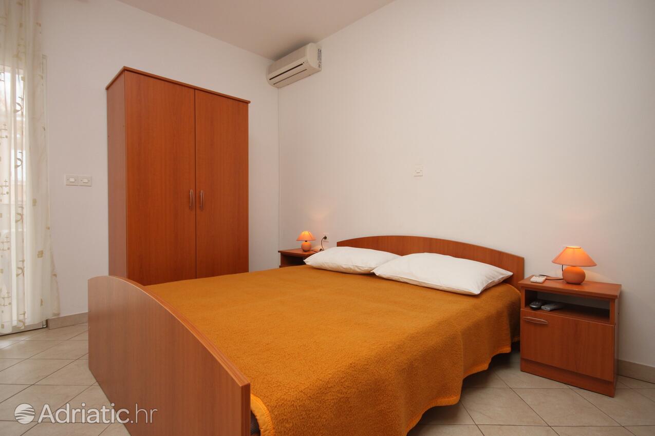 Apartmani i sobe s parkingom Zubovići, Pag - 6357