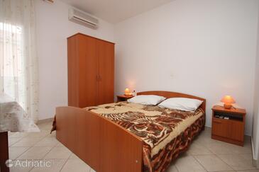 Апартаменты и комнаты с парковкой Зубовичи - Zubovići, Паг - Pag - 6357