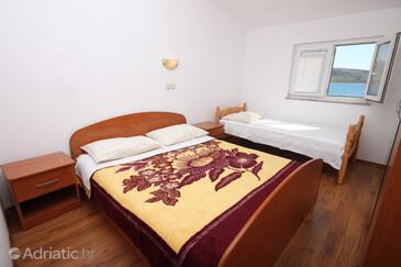 Family friendly seaside apartments Kustići, Pag - 6376