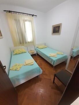 Apartments by the sea Pag - 6383