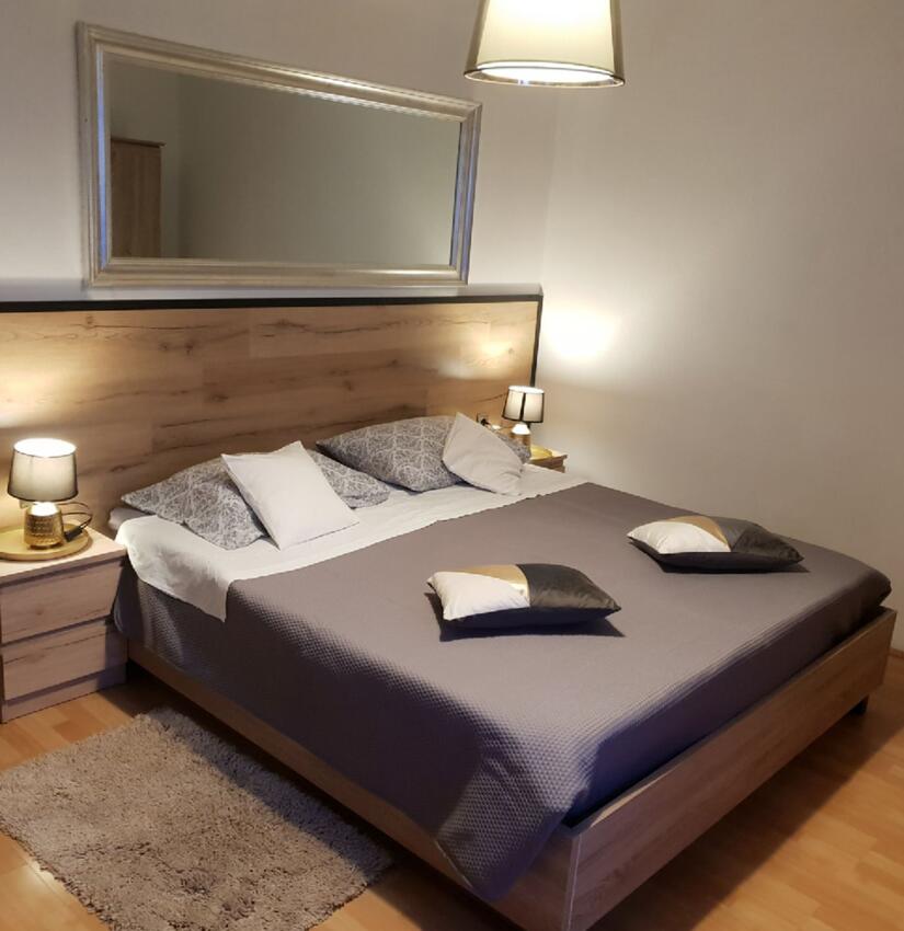 Apartmani uz more Mandre, Pag - 6386