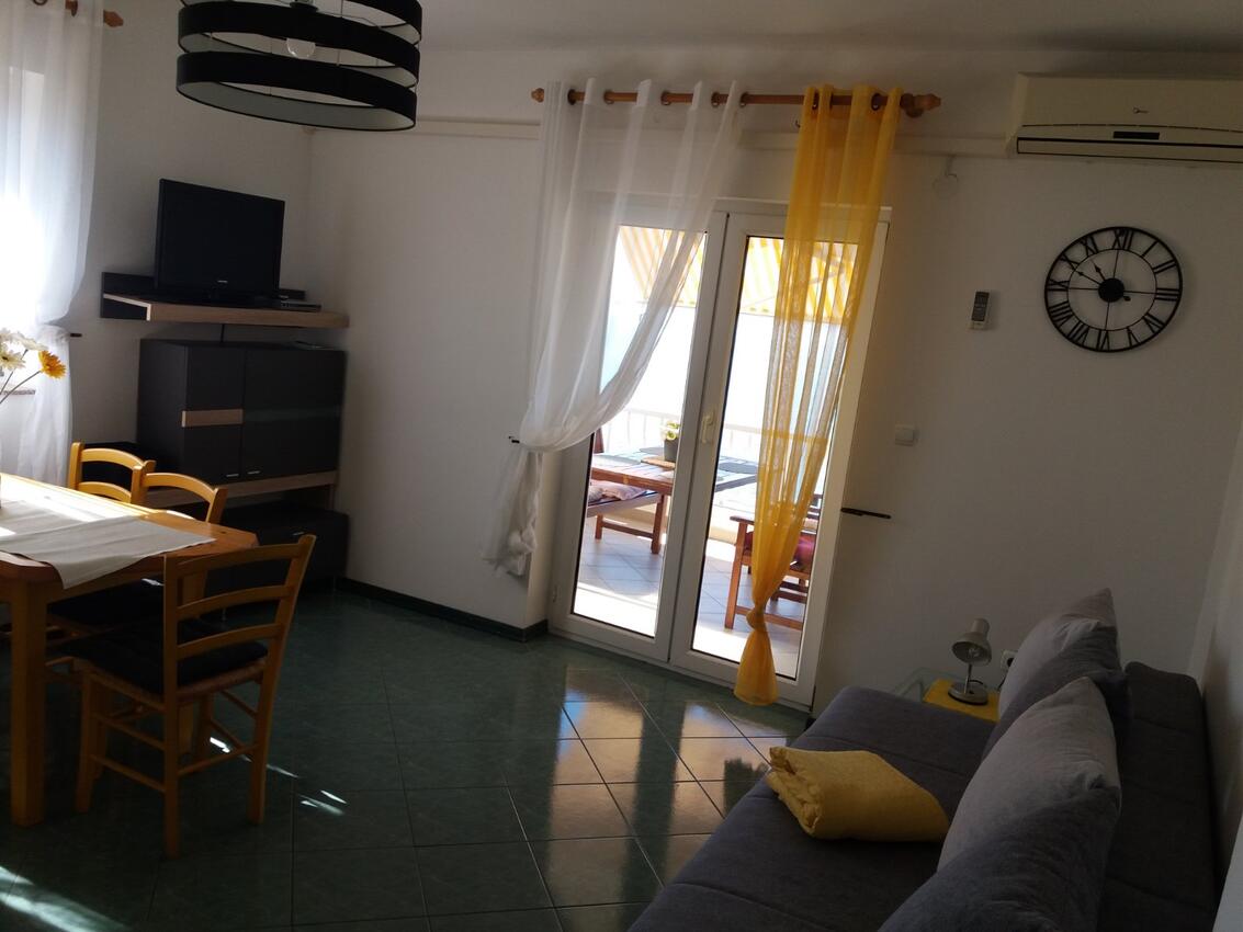 Apartmani uz more Mandre, Pag - 6386