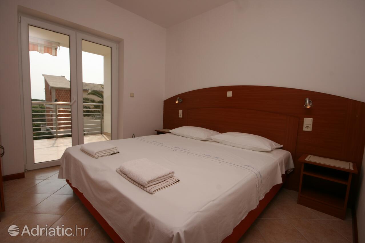 Apartmaji s parkingom Novalja, Pag - 6398