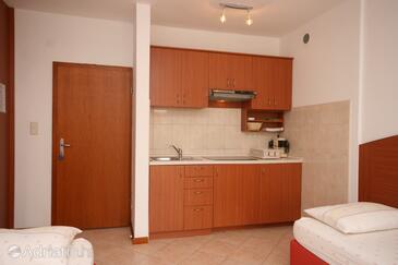 Apartmani s parkingom Novalja, Pag - 6398