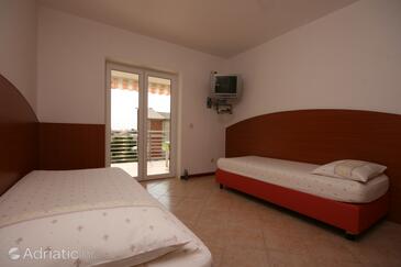 Apartmani s parkingom Novalja, Pag - 6398