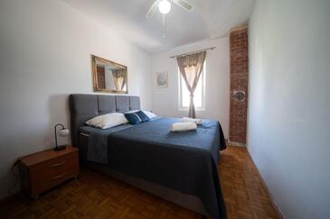 Apartments by the sea Sukošan, Zadar - 6402