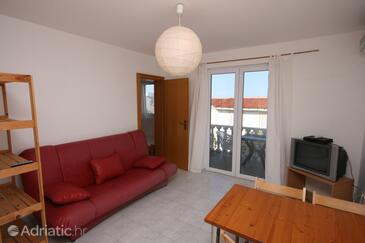 Lägenheter med parkering Mandre, Pag - 6405