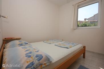 Apartmaji s parkingom Mandre, Pag - 6405