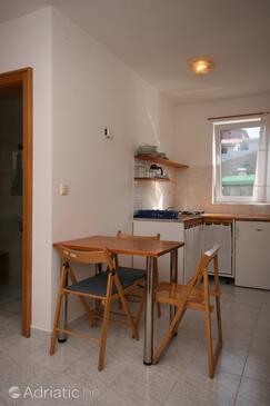 Leiligheter med parkering Mandre (Pag) - 6405