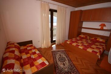 Apartments by the sea Pag - 6411