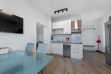 Apartments by the sea Mandre, Pag - 6418