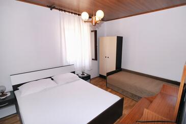 Апартаменты с парковкой Метайна - Metajna, Паг - Pag - 6421