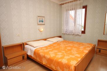 Apartments by the sea Jakišnica, Pag - 6424