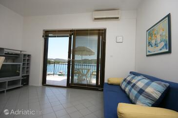 Ferienwohnungen am Meer Pirovac, Sibenik - 6429