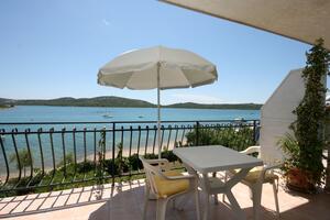 1-Zimmer-Ferienwohnung Pirovac, Sibenik (A-6429-a(