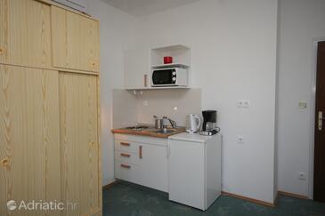 Ferienwohnungen am Meer Pirovac, Sibenik - 6429