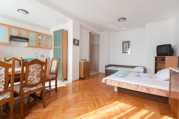 Studio flat Turanj, Biograd (AS-6445-b)