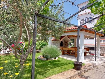 Apartmány s parkoviskom Vodice - 6452 Adriatic.hr