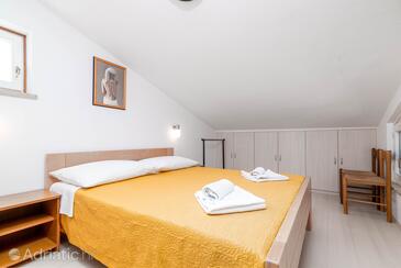 Leiligheter med parkering Rabac, Labin - 6464