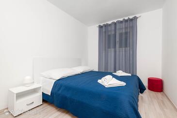 Leiligheter med parkering Rabac, Labin - 6464