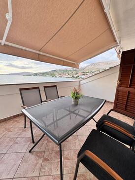 Apartmani uz more Metajna, Pag - 6465