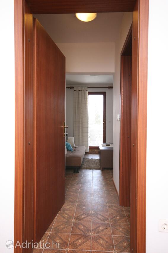 A-6474-d - Privat overnatting - Leiligheter ved sjøen Mandre, Pag