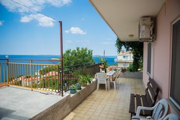 Apartmani s parkingom Bilo, Primošten - 6478