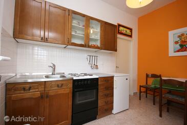 Apartments and rooms with parking space Novalja, Pag - 6481