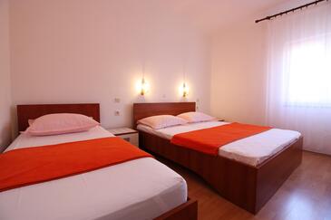 Apartmani uz more Metajna, Pag - 6486