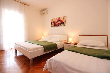 Apartmani uz more Metajna, Pag - 6486