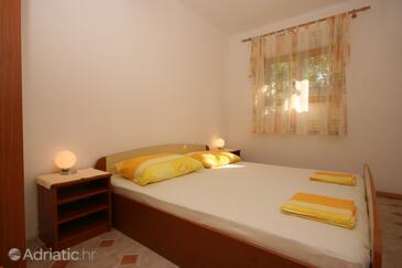 Апартаменти біля моря Мандре - Mandre, Паг - Pag - 6518