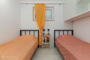 Apartmanok a tenger mellett Pisak, Omis - 652