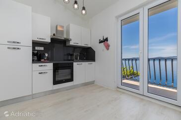 Апартаменты у моря Писак - Pisak, Омиш - Omiš - 652