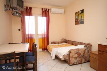 Apartmaji ob morju z bazenom Povljana, Pag - 6532