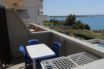 Apartmaji ob morju z bazenom Povljana, Pag - 6532